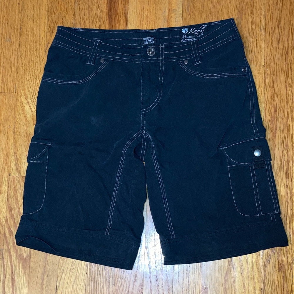 Kuhl Splash 11" Women's Black Cargo Shorts for hiking - Women's size 6